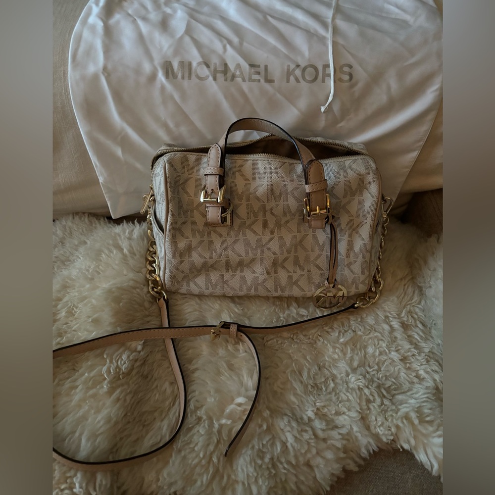 Michael Kors Grayson Medium Satchel Cream